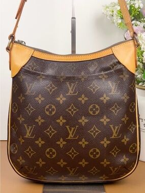 Authentic Louis Vuitton Monogram Odeon PM Shoulder Bag
